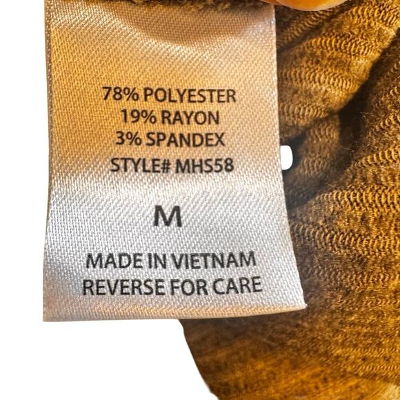 Andree By Unit Over Sized All Day Appeal Top Medium Sage Olive front Pocket - Picture 11 of 12